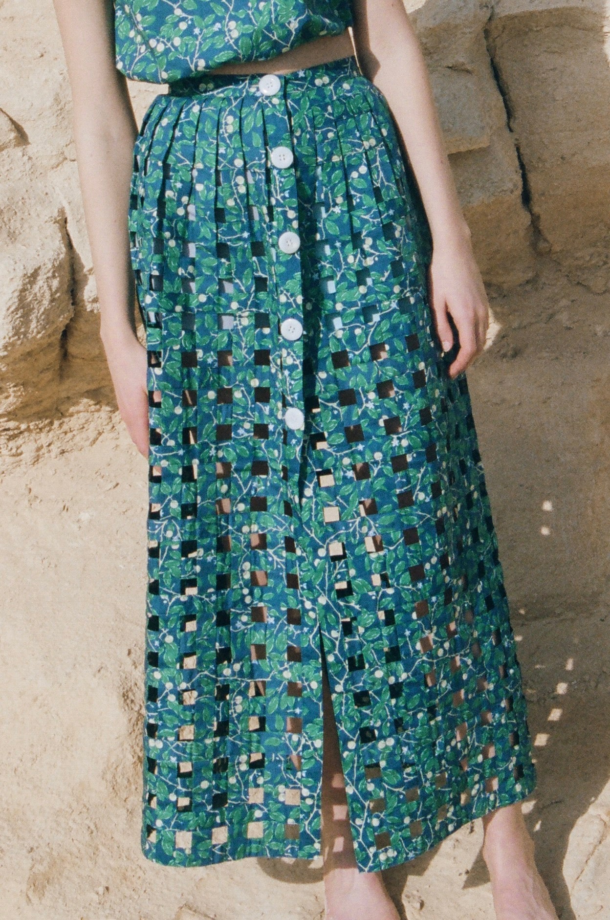 Basket Skirt in Dark Blue Limes