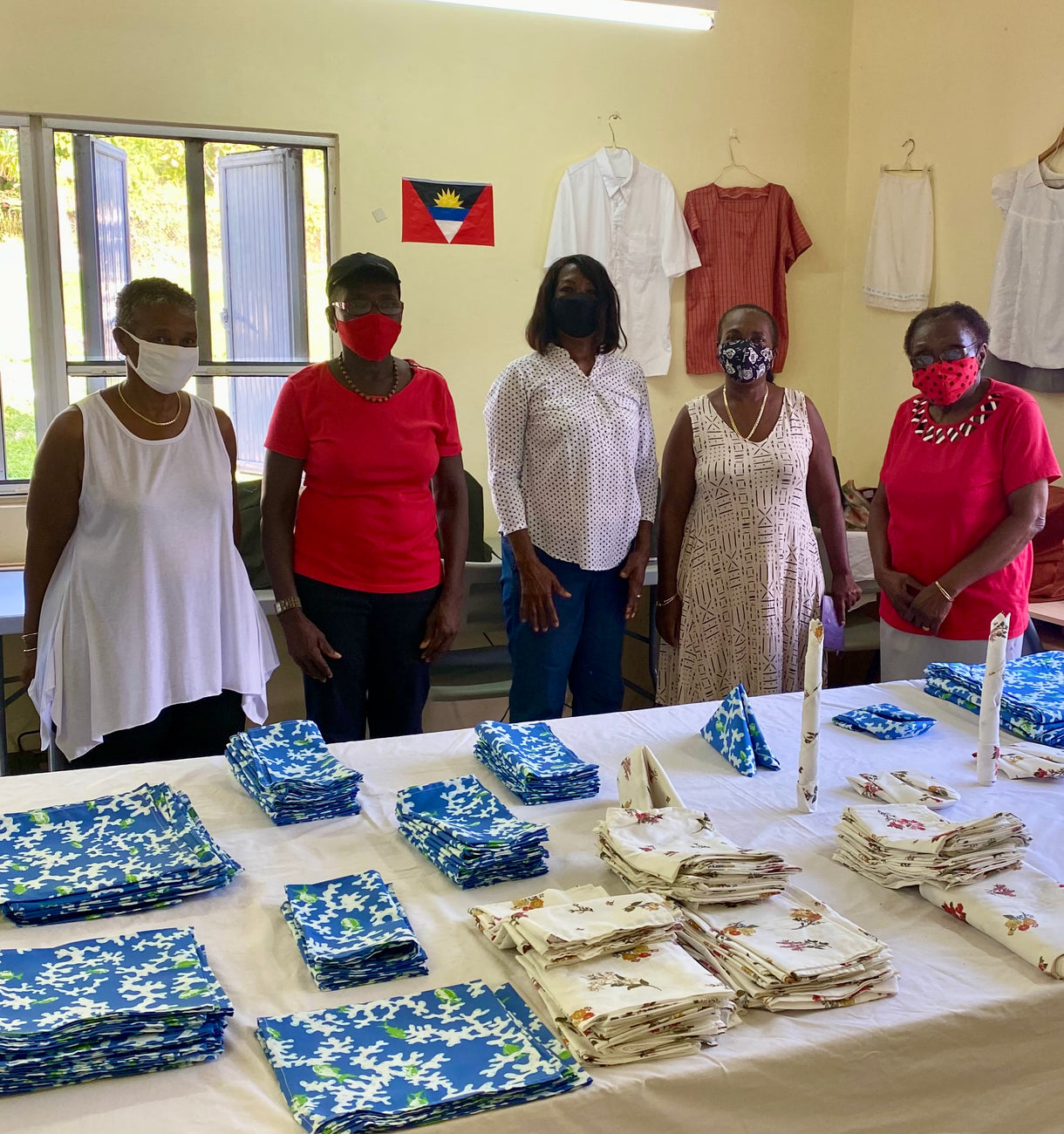 Cotton Tablecloth in Blue Coral