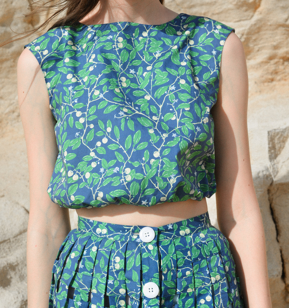 Cinched Top in Dark Blue Limes