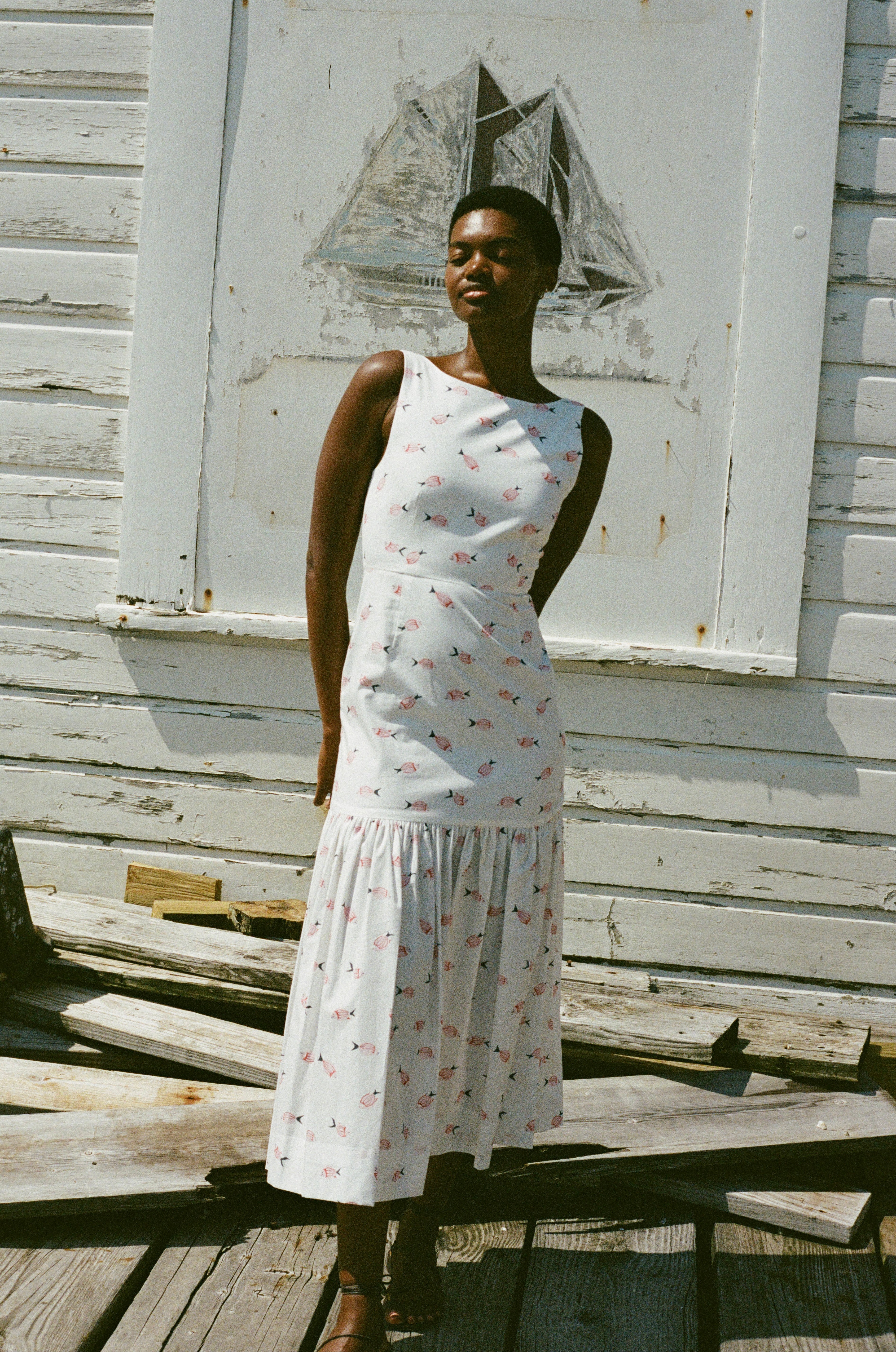 新品未使用 Bibiy. COCO MINI DRESS WHITE Eudora ” Shimmer Bodycon Mini Dress ( White ) – Ale Accessories