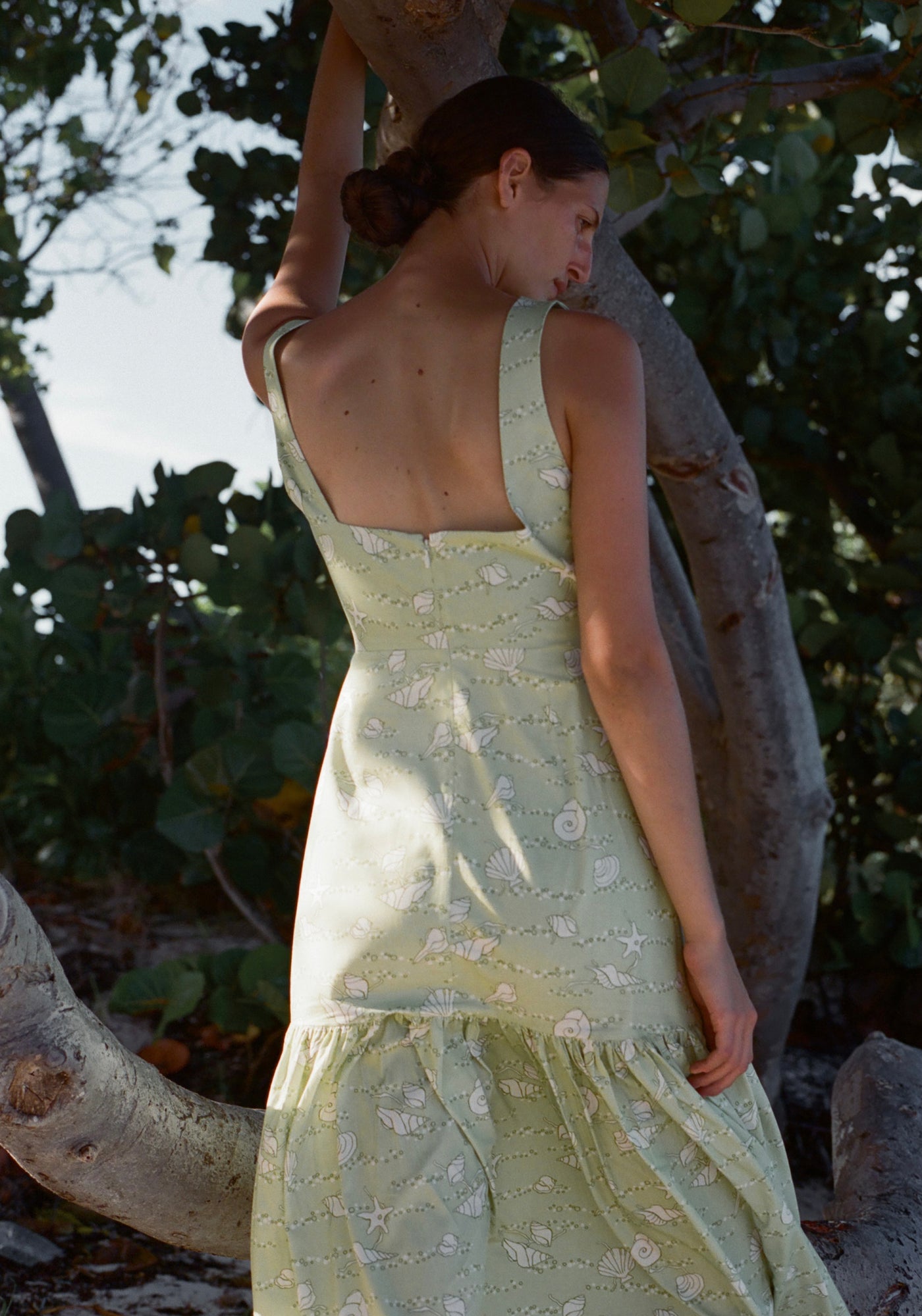 Low-Back Dress in Lime Shell – Coco Shop