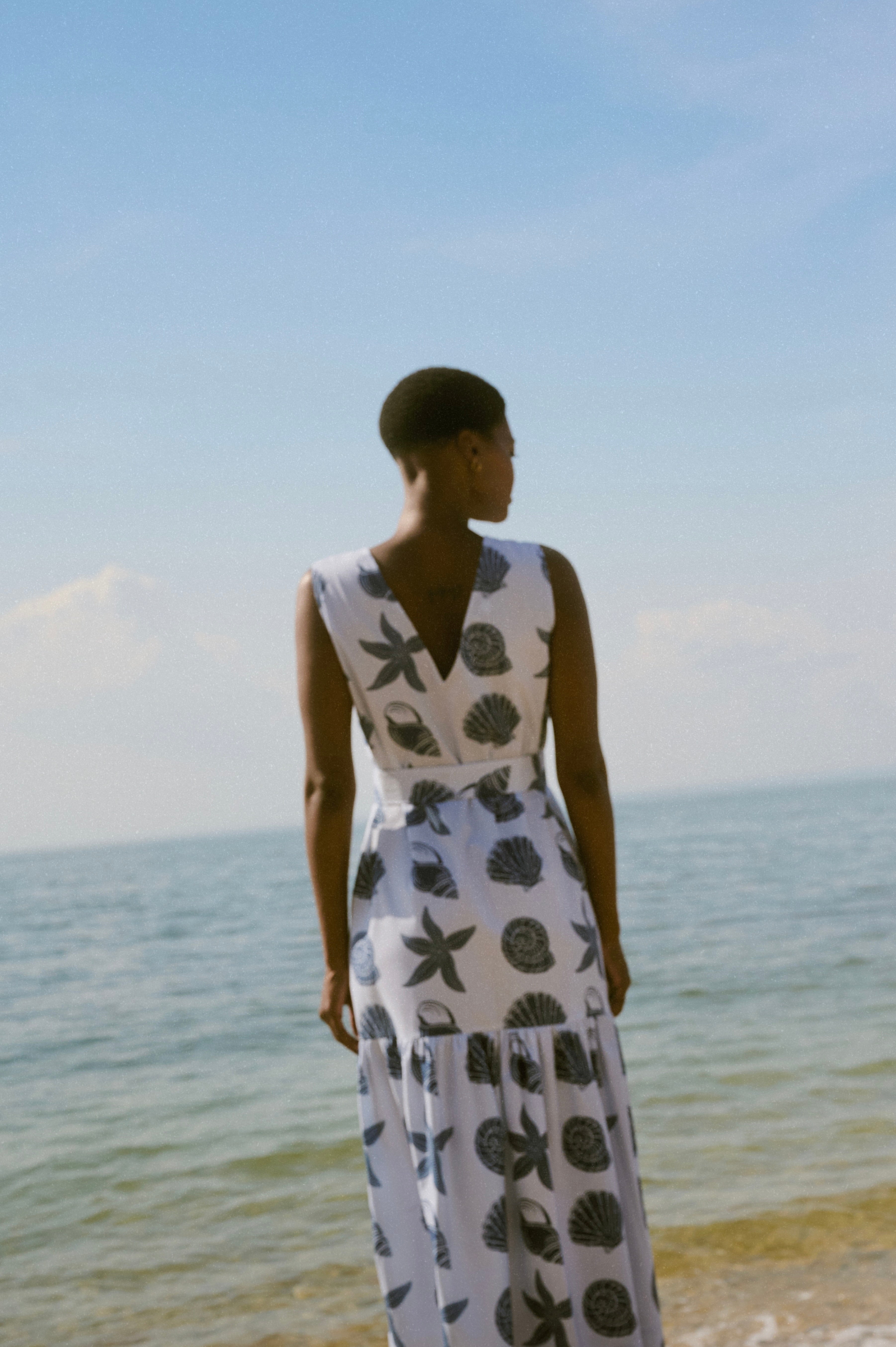 V-Neck Shift Dress with Belt in Blue Large Shell