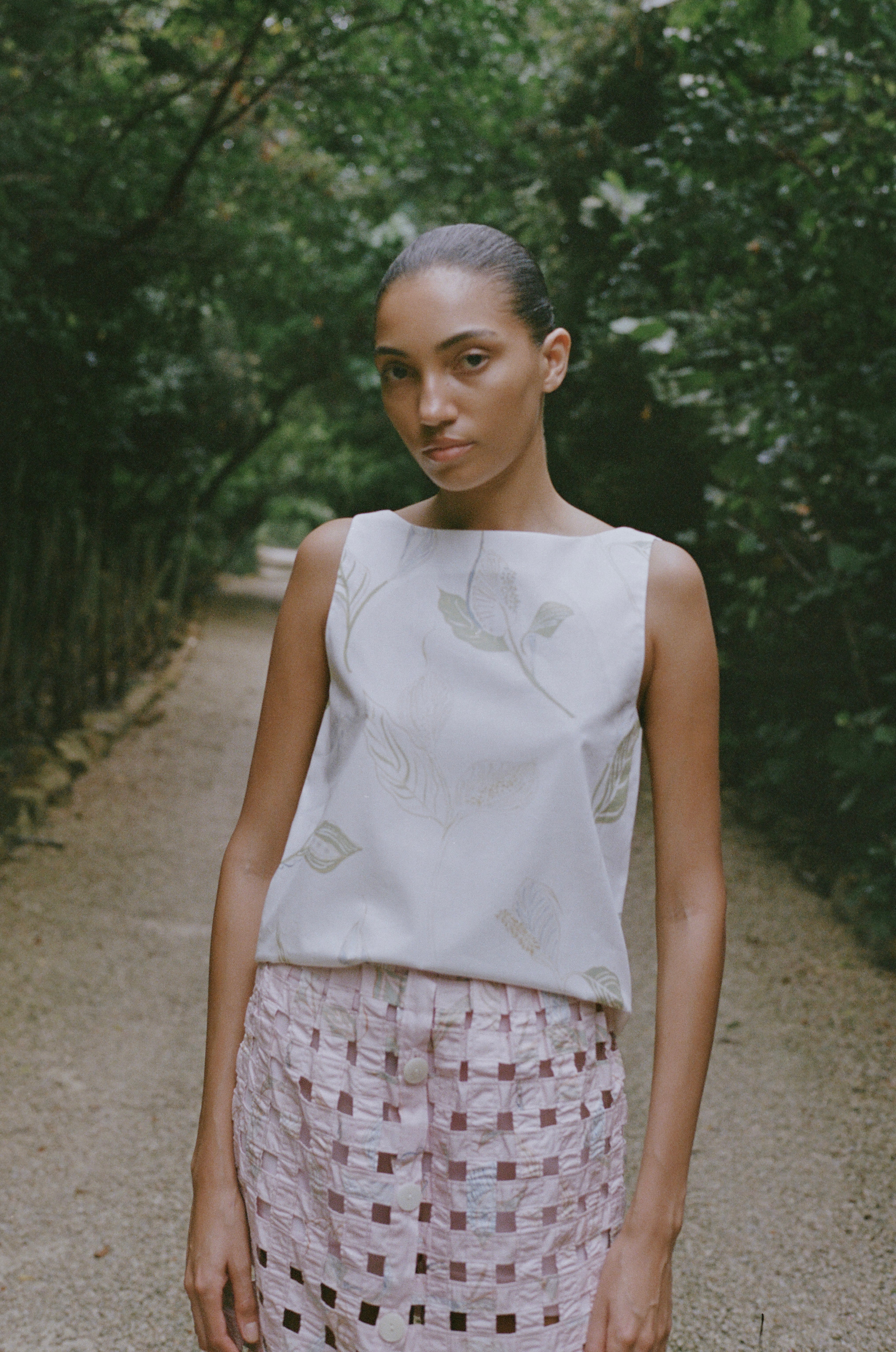 Basket Skirt in Rose Peace Lily